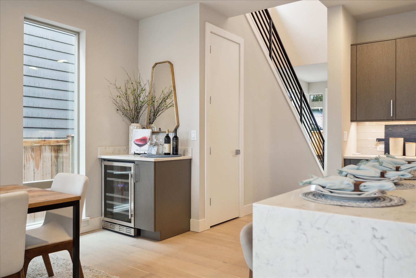 UrbanSeries_Interior_WineChiller_01