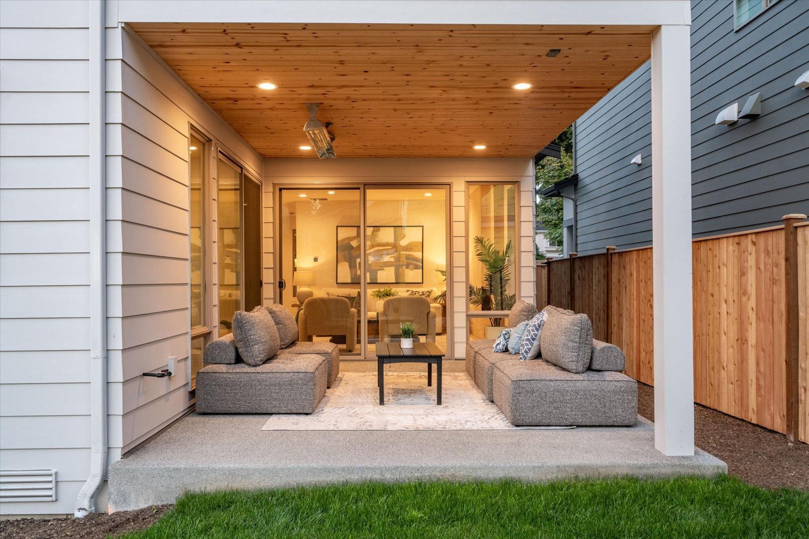 10209 125th Ave NE